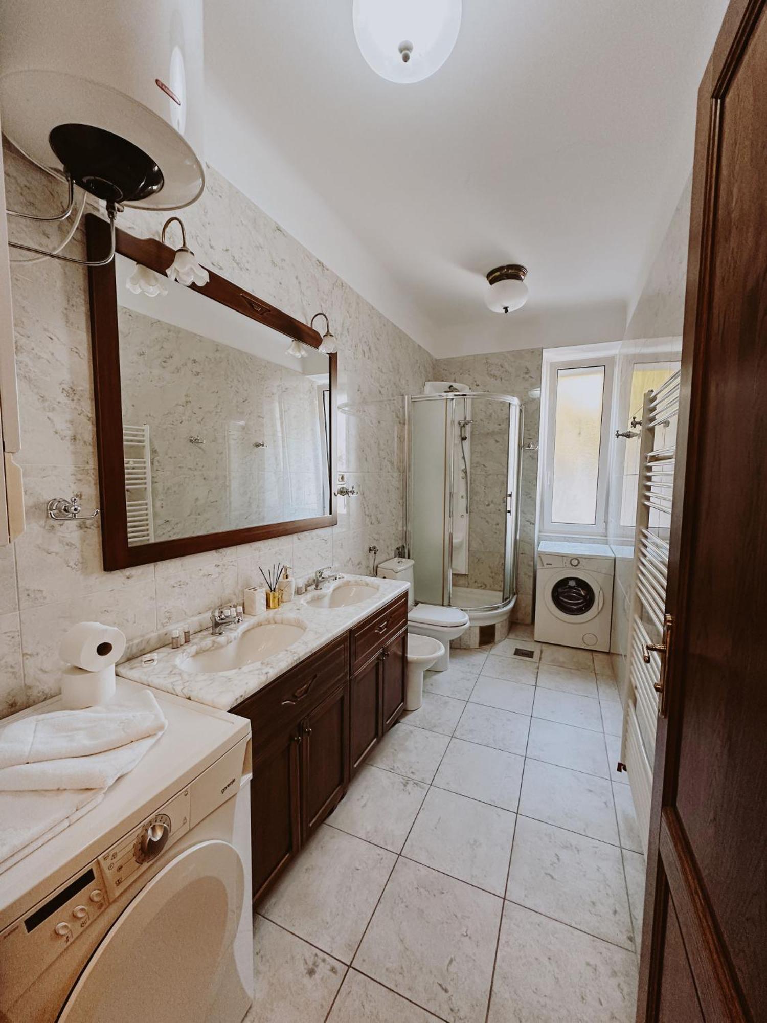 Nono Ban West Coast Apartma
